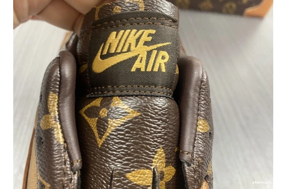 WHITE-LouiV Low JORDAN O-W AIR 1 Top -LouiV CASE) (WITH 0328